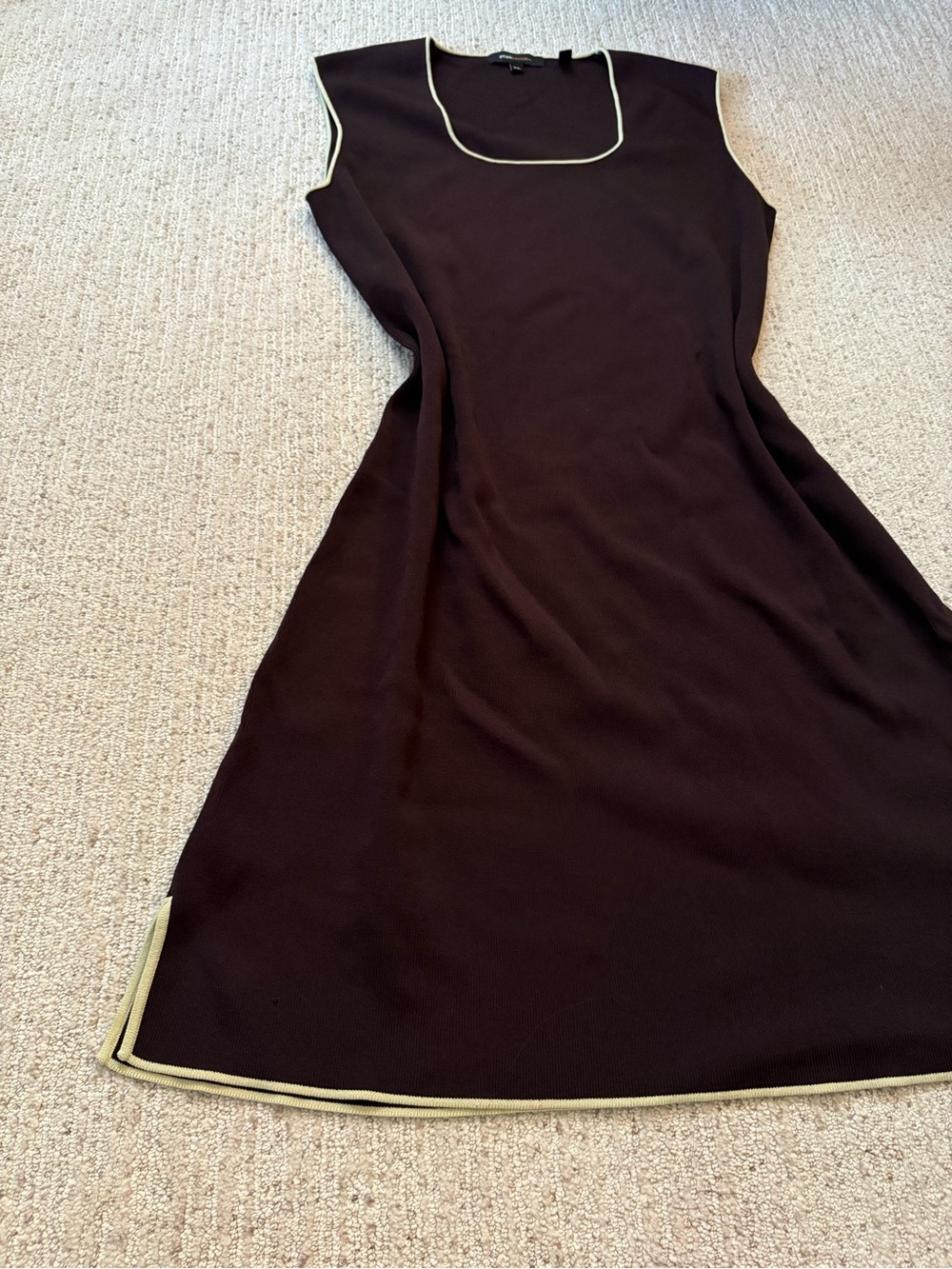 Sweater Subcategory - Picture 2 of 6